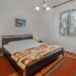 3 Bedroom Awesome Apartment In Novi Vinodolski