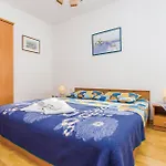 1 Bedroom Awesome Apartment In Malinska