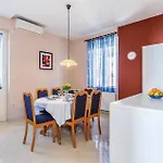Gorgeous Apartment In Rijeka With Kitchen