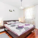 Gorgeous Apartment In Crikvenica With Wifi