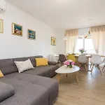 Awesome Home In Icici With Wifi