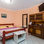 Stunning Apartment In Matulji With Kitchen