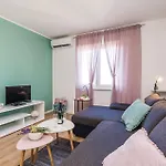 Gorgeous Apartment In Rijeka With House Sea View