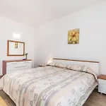 Beautiful Apartment In Jurdani With Kitchen