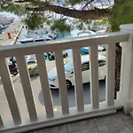 Apartment In Jadranovo With Sea View, Balcony, Air Conditioning, Wi-Fi