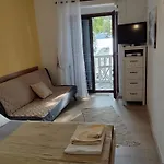 Apartment In Jadranovo With Sea View, Balcony, Air Conditioning, Wi-Fi
