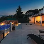 Beautiful Home In Praputnjak With Kitchen