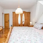 Amazing Apartment In Novi Vinodolski With Wifi
