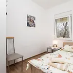 Lovely Apartment In Bregi With House Sea View