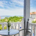 1 Bedroom Awesome Apartment In Marsici