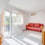1 Bedroom Nice Apartment In Marsici