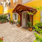 2 Bedroom Stunning Apartment In Rijeka