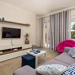 1 Bedroom Stunning Apartment In Lovran