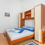 1 Bedroom Cozy Apartment In Krk