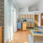 1 Bedroom Cozy Apartment In Krk