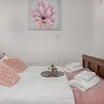 Beautiful Home In Lucice - Delnice With Wifi