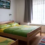 Apartments Dar - Near Lake