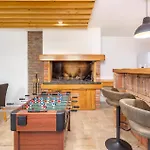 3 Bedroom Lovely Home In Jurdani