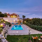 Villa Pia