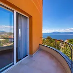 Luxury Villa Ostro With Pool & Krk Bridge View