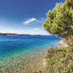 3 Bedroom Awesome Home In Supetarska Draga