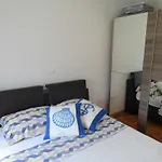 S Sea Apartment With Sea View And Balcony