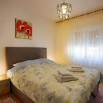Beachfront Cozy Krk Apartment With Balcony