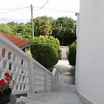 Serene Sea View Krk Apartment With Balcony