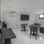 Nice Apartment In Crikvenica