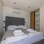 Gorgeous Apartment In Crikvenica