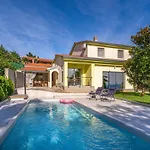 Holiday Home Mery By Interhome
