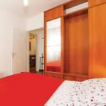 3 Bedroom Beautiful Home In Jadranovo