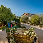 2 Bedroom Awesome Apartment In Salatici