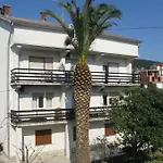 Apartment Miljenko