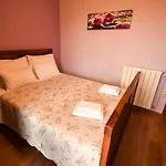 Apartments And Rooms Frane