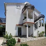 Apartment Nika