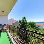 Rustikales Apartment Nur 500 Meter Zum Strand Mit Meerblick, Grillbereich, Wifi