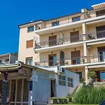 Idyllisches Apartment Nur 120 Meter Zum Sandstrand Mit Meerblick, Privatem Balkon, Wifi