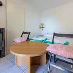 Idyllisches Apartment Nur 150 Meter Zum Strand Mit Privater Terrasse, Garten, Wifi