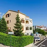 Helles Apartment Mit Traumhaften Meerblick, Grill Und Nur 500 Meter Zum Strand