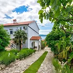 Reizendes Apartment Nur 350 Meter Zum Sandstrand Mit Meerblick, Grill, Waschmaschine