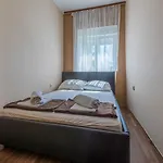 Hundefreundliches Apartment Nur 350 Meter Zum Strand Mit Meerblick, Pool, Wifi