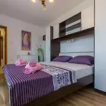 Beeindruckendes Apartment Mit Grosser Dachterrasse, Whirlpool, Meerblick, Grill, Aussendusche