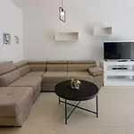 Einzigartiges Apartment Nur 500 Meter Zum Strand Mit Sauna, Gym, Pool, Wifi