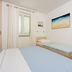 Lichtdurchflutetes Apartment Nur 400 Meter Zum Strand Mit Herrlichem Meerblick