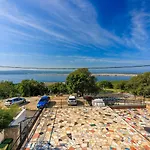 Beeindruckendes Apartment Mit Whirlpool, Lounge-Liegen, Meerblick, Grill