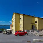 Besonderes Penthouse-Apartment Auf Zwei Etagen - Nur 450 Meter Zum Strand