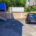 Charmantes Apartment Mit Meerblick Und Nur 400 Meter Zum Strand