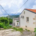 Malerisches Steinhaus Mit Privatpool, Bbq, Waschmaschine, Liegen, Klimatisierte Schlafzimmer