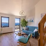 Modernes Apartment Mit Traumhaften Meerblick, Nur 400 Meter Zum Strand